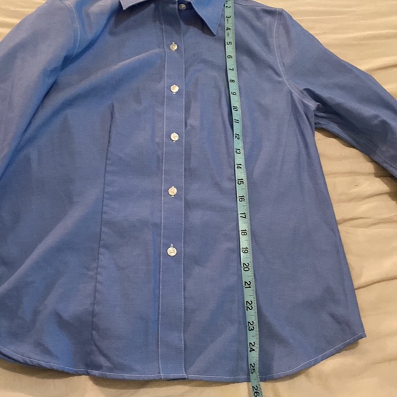 Jones New York Signature Size M Blue Easy Care Button Down Top - Picture 8 of 8